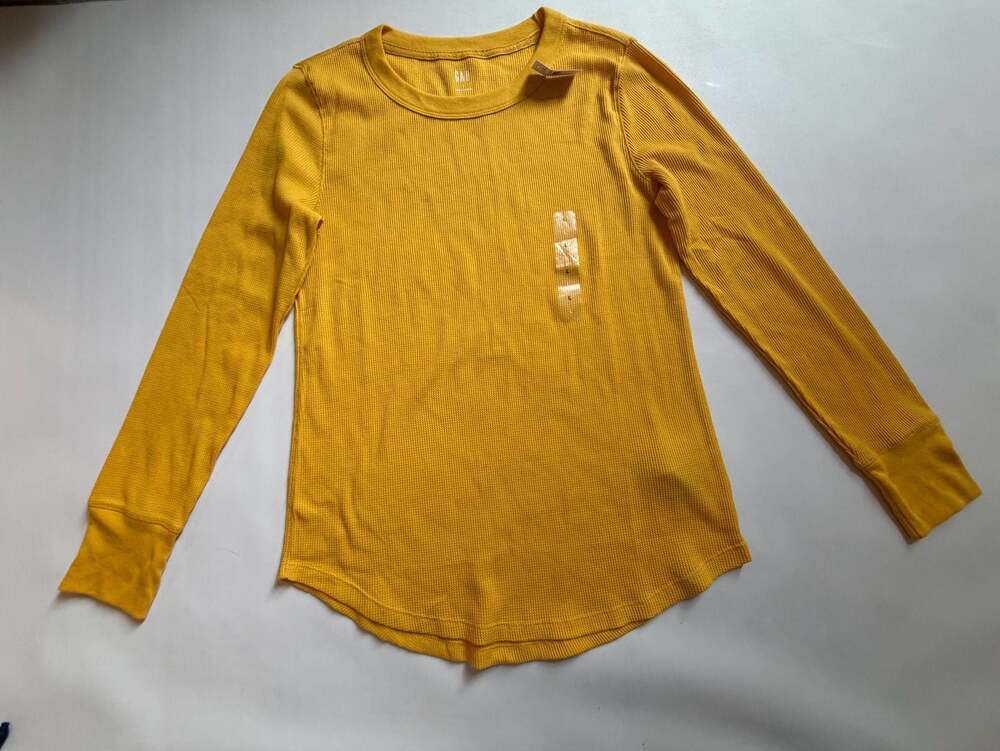 NWT GAP Womens L Mustard Yellow Long Sleeve Tee Curved Hem Basic Casual